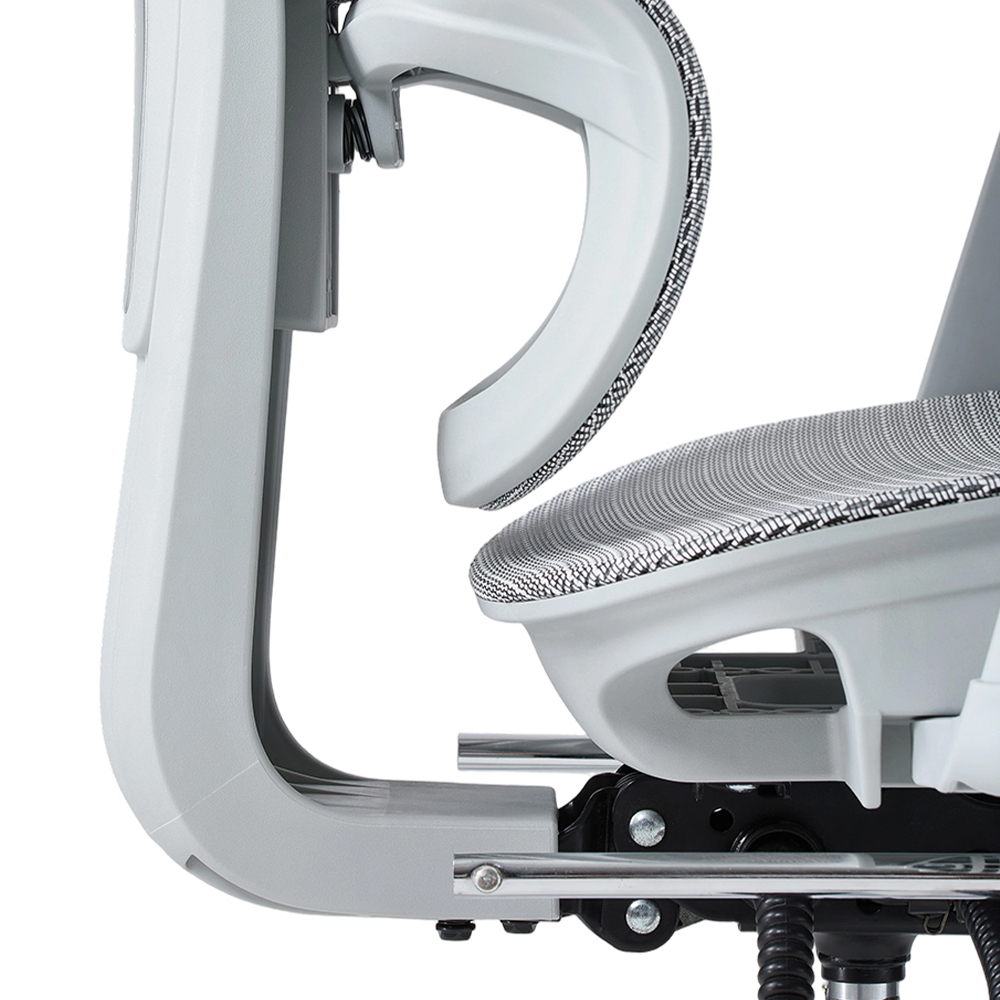 Living and Home Grey Height Adjustable Mesh Office Chair with Footrest ...
