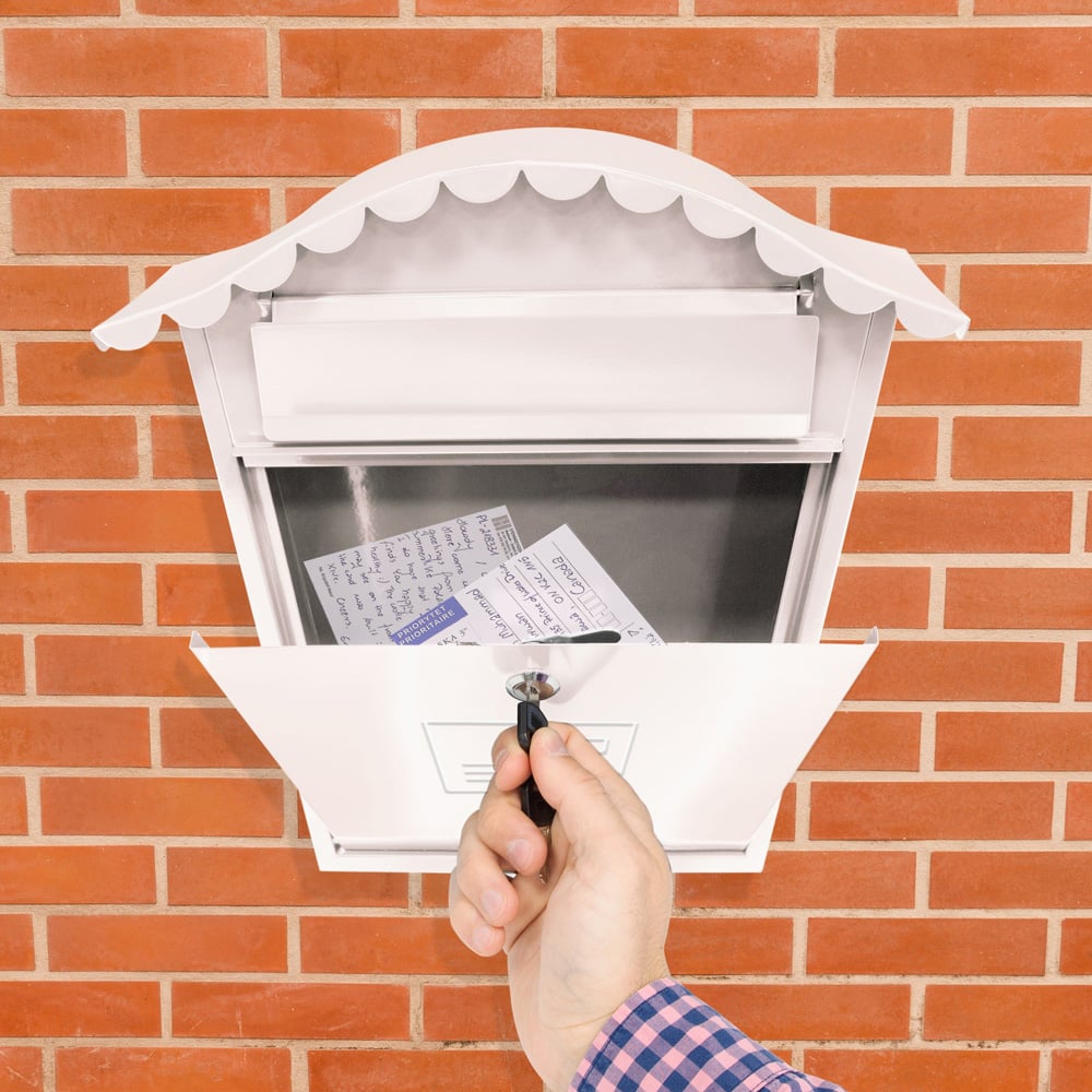 GardenKraft Classic White Galvanised Steel Wall Post Box Image 3