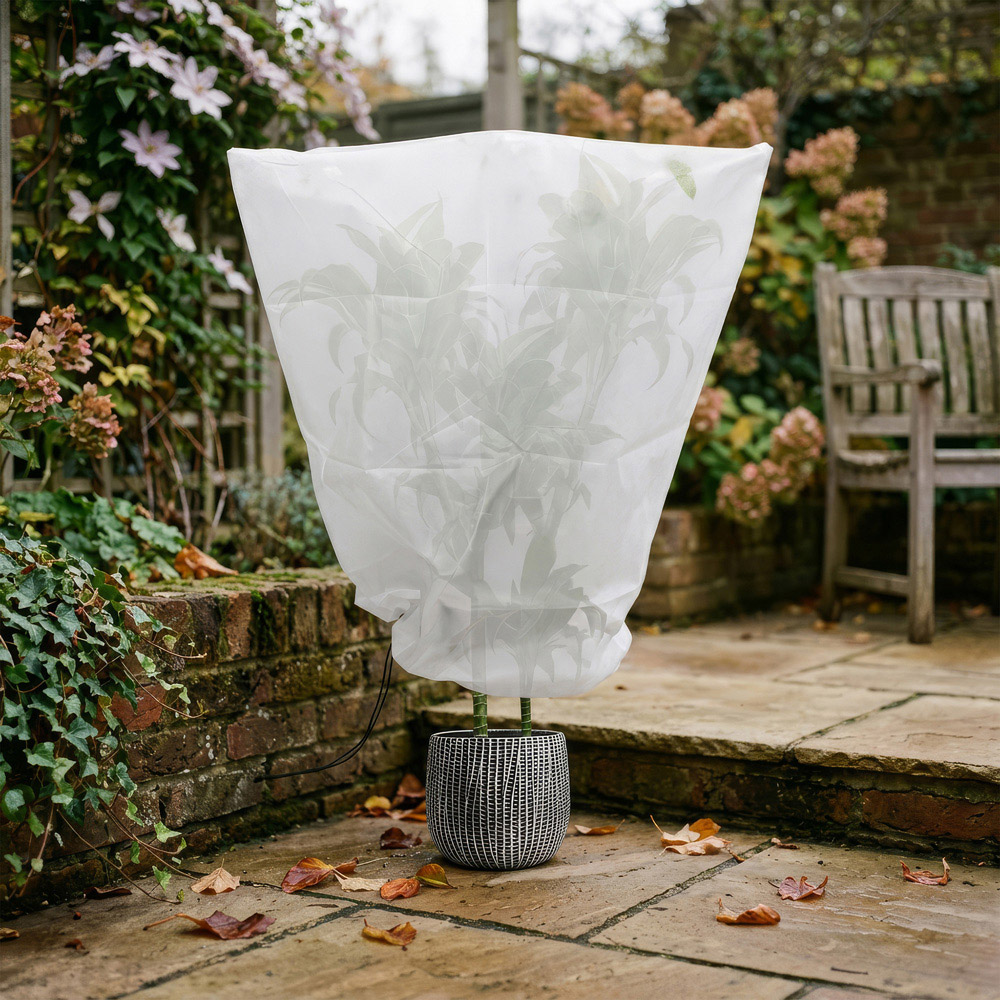 Harbour Housewares Plant Fleece Frost Protection Cover with Drawstring 80cm x 1m 5 Pack Image 2