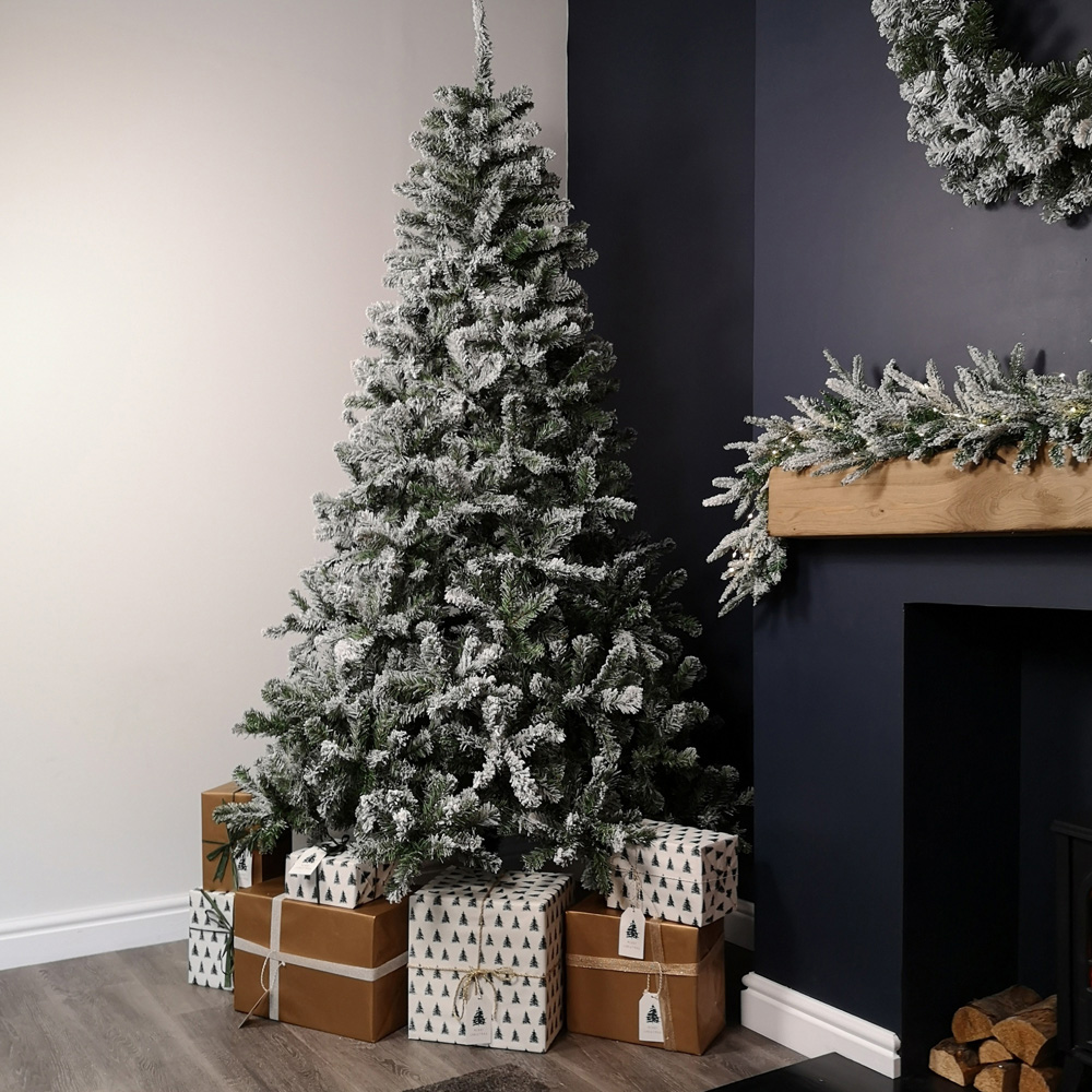 Samuel Alexander Snow Flocked Woodcote Spruce Artificial Christmas Tree 7ft Image 7