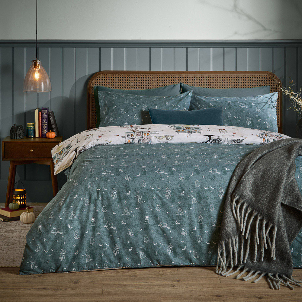 Furn Super King Size Ghost Town Dusk Halloween Reversible Duvet Set Image 2