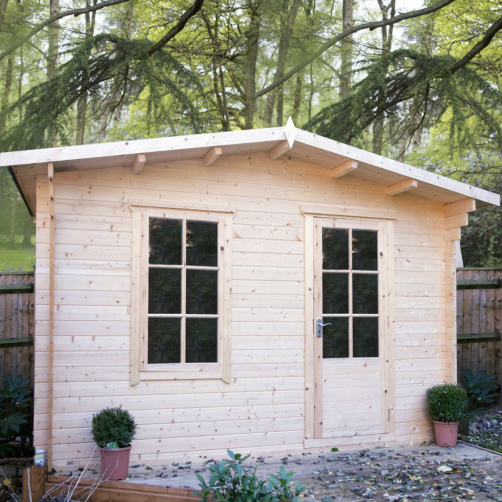 Shire Bucknells Log Cabin Image 2