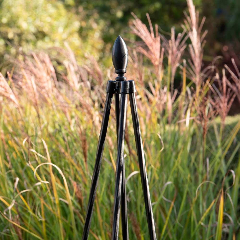 Garden Gear Black Metal Tepee Trellis 180cm 2 Pack Image 3