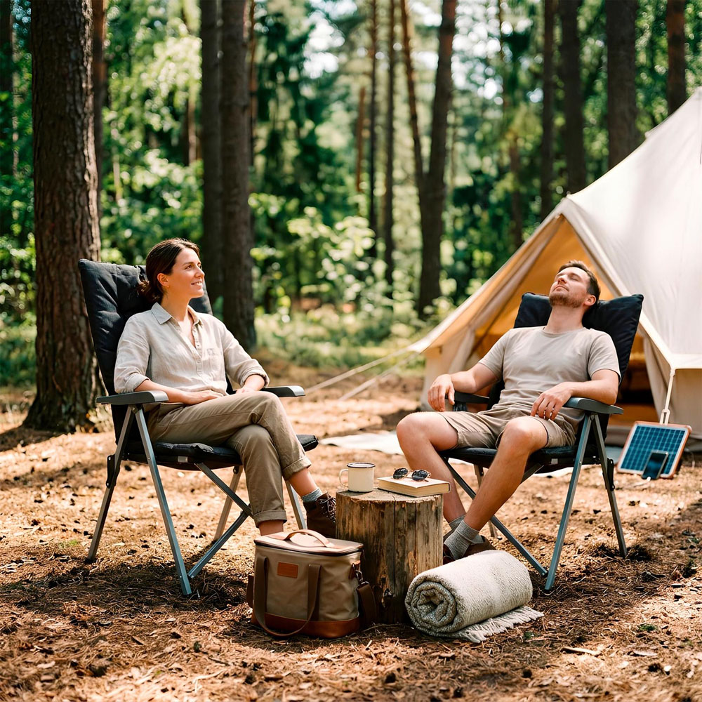 Harbour Housewares Black High Back Padded Reclining Camping Chair 4 Pack Image 4