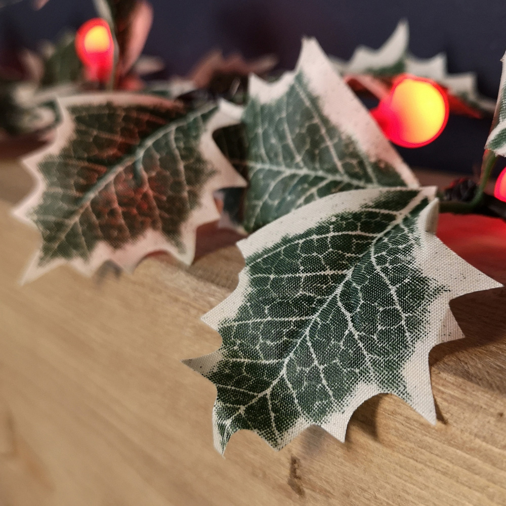 Samuel Alexander Warm White LED Artificial Garland with Berries 180cm Image 4