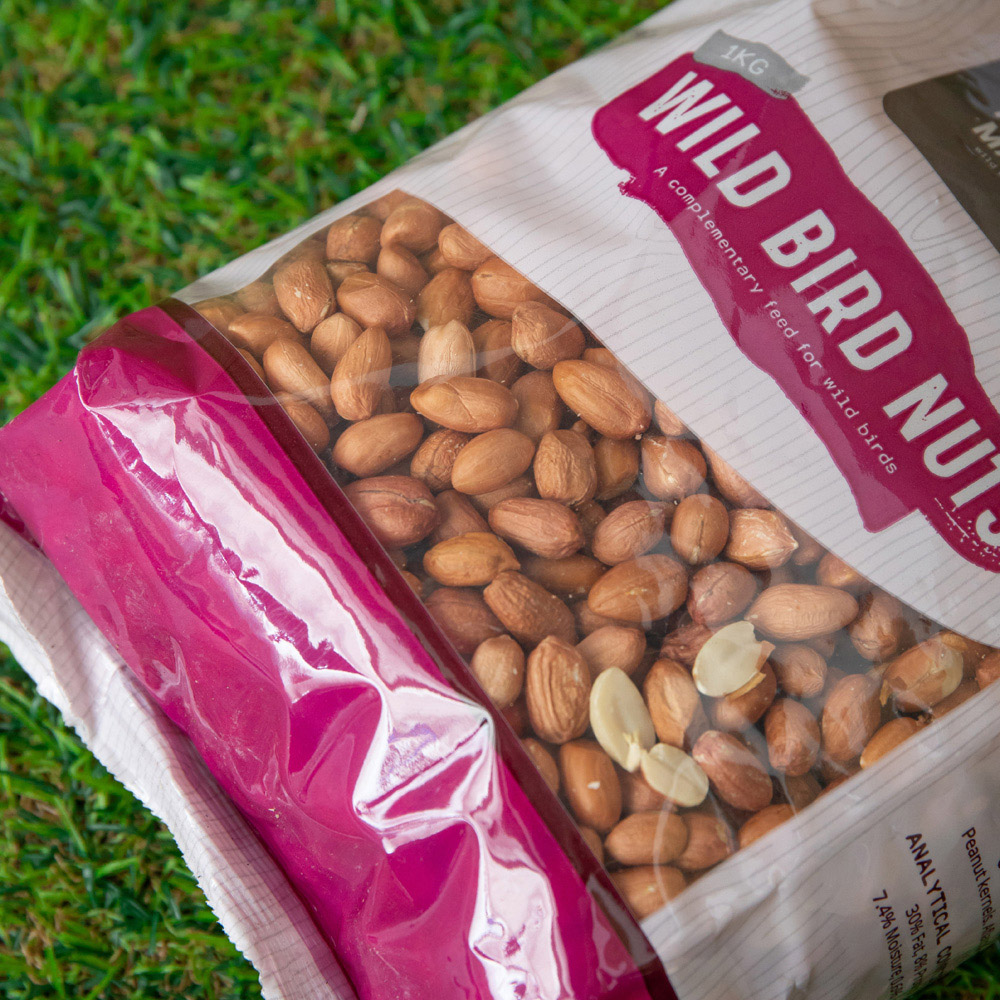 Samuel Alexander Wild Bird Whole Nuts Feed Bag 1kg Image 3