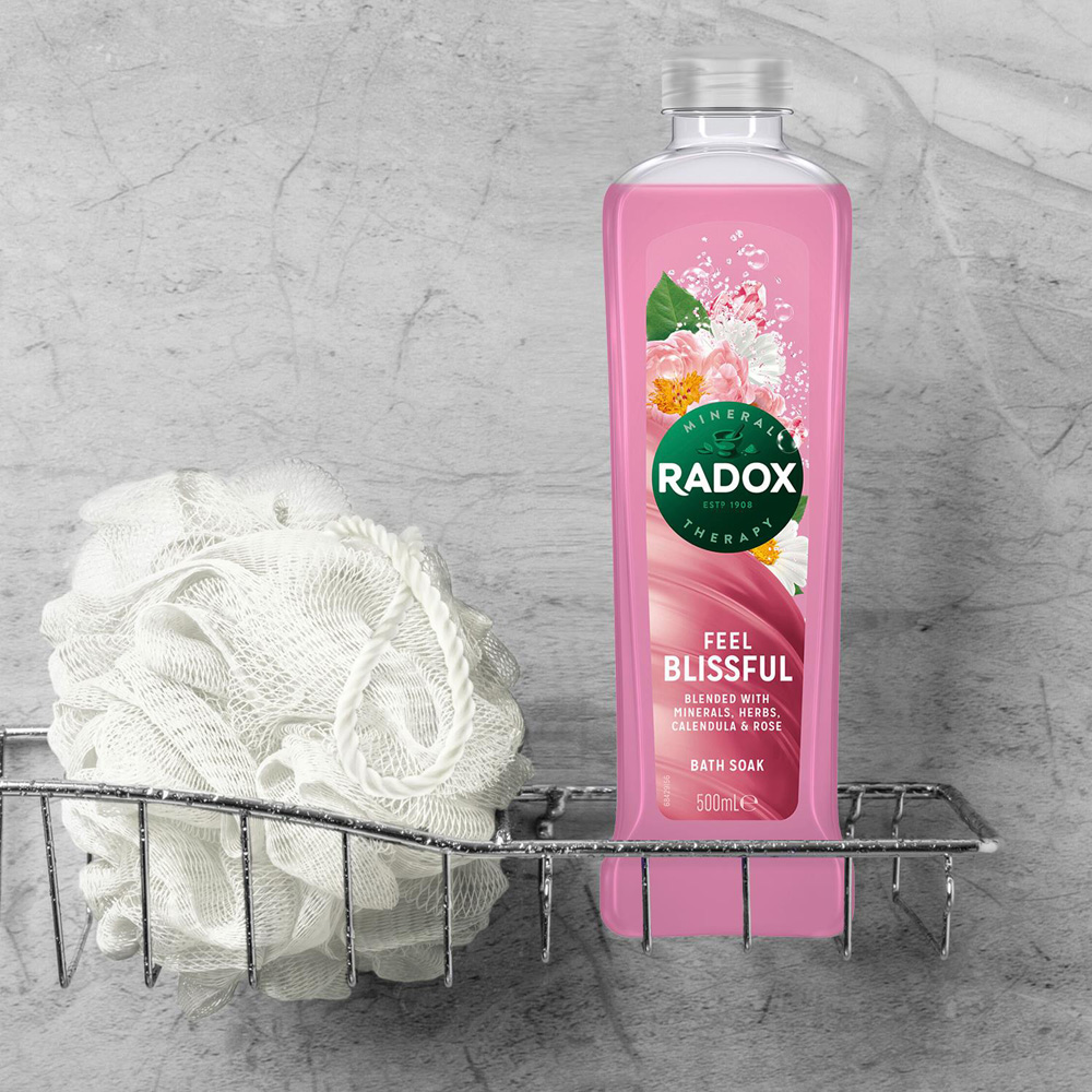 Radox 100% Nature Inspired Fragrances Feel Blissful Bath Soak 500ml 3 Pack Image 2