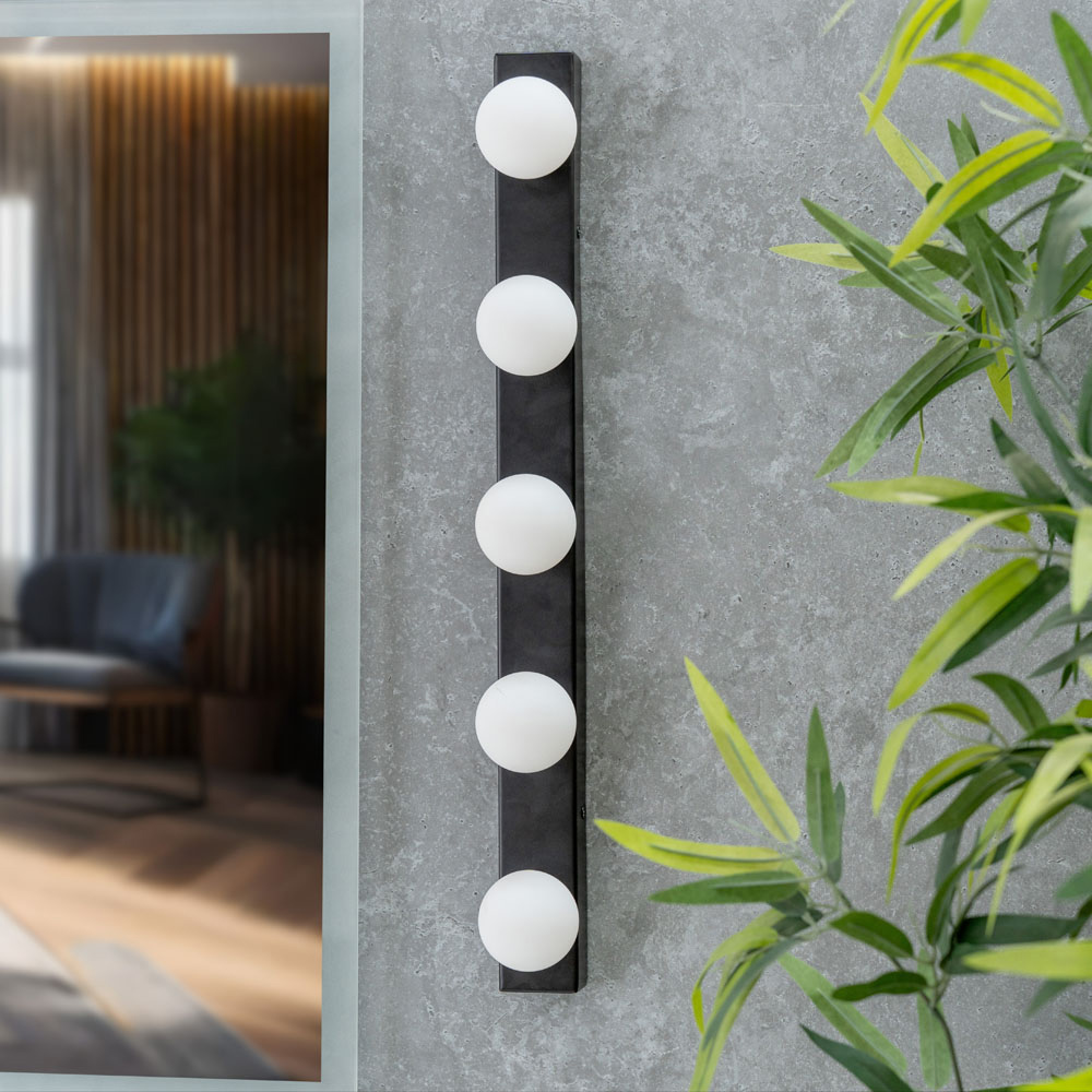 ValueLights Hollywood Black LED Bar Wall Light Image 3