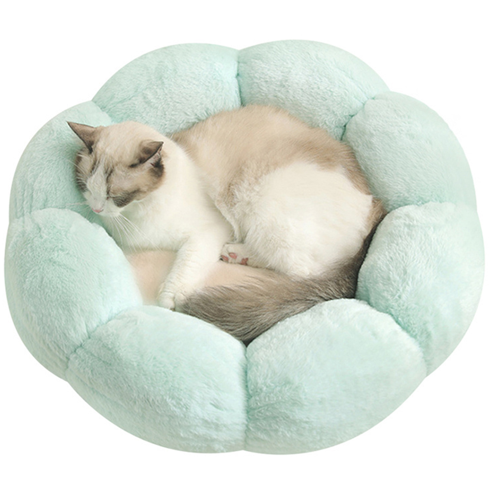 H&O Direct Green Flower Shaped Pet Bed Image 2