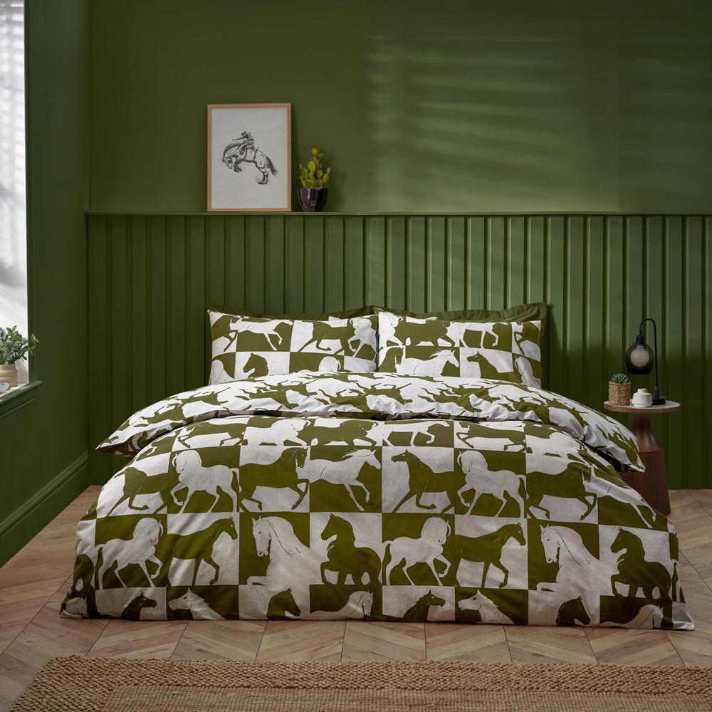 furn. Herve Super King Size Olive Reversible Duvet Set Image 5