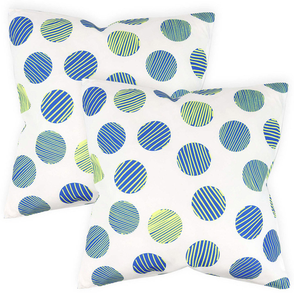 Streetwize White Polka Dot Outdoor Scatter Cushion 4 Pack Image 1