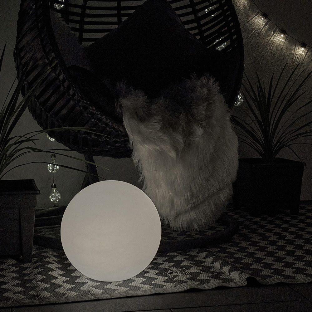ValueLights Toka Large White LED Garden Ball Light Image 7