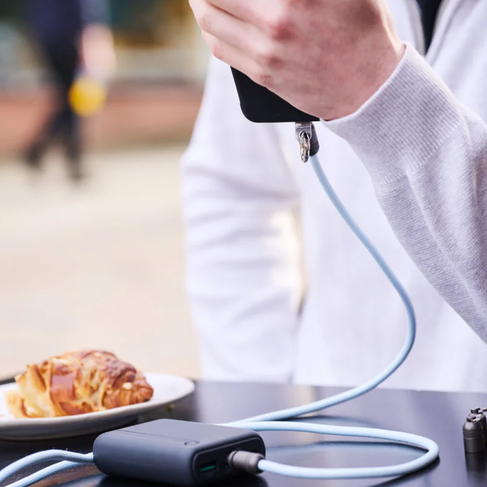 QDOS PowerLoop White USB-C to USB-C Lanyard Cable 1.2m Image 5