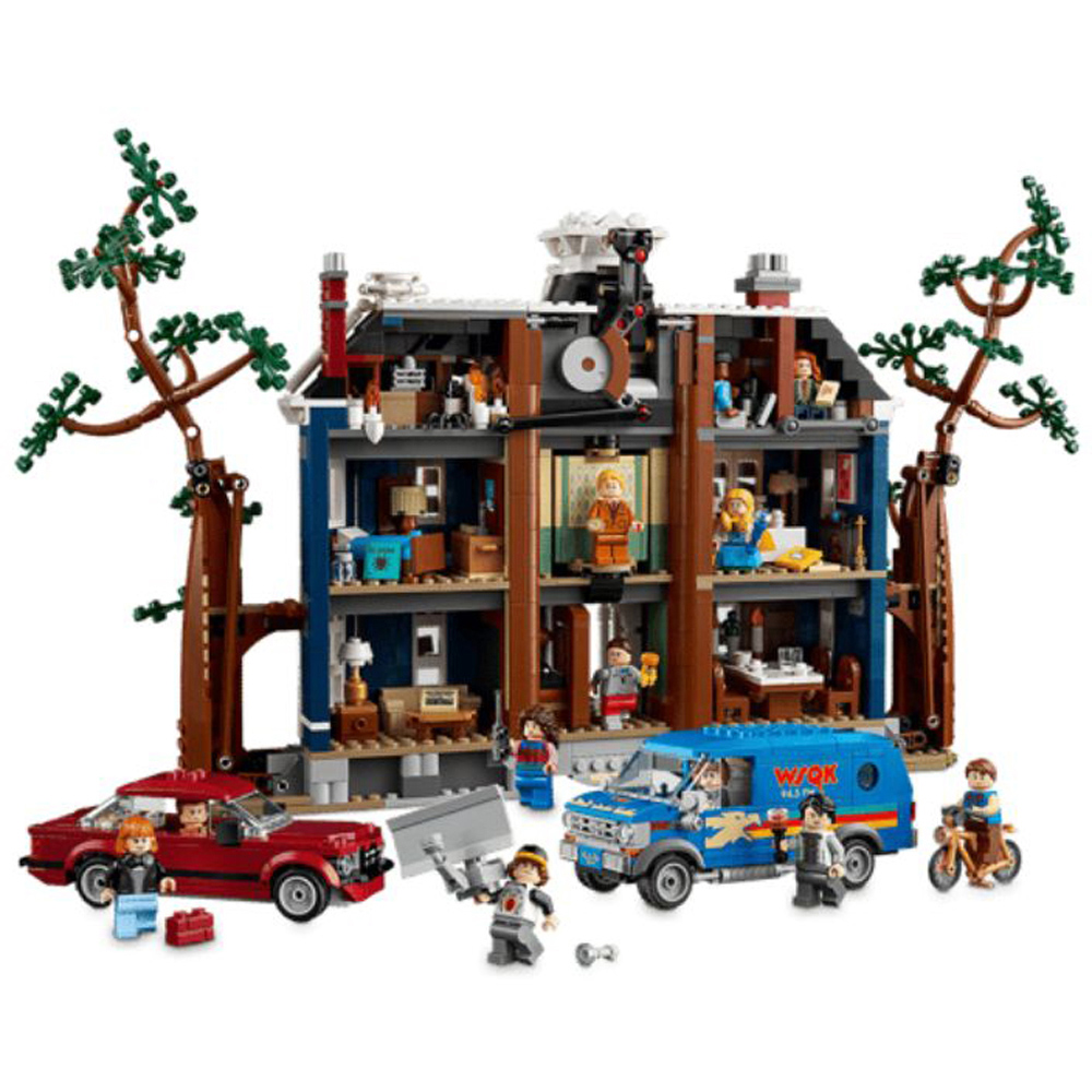LEGO Icons 11370 Stranger Things The Creel House 2593 Pieces Image 4