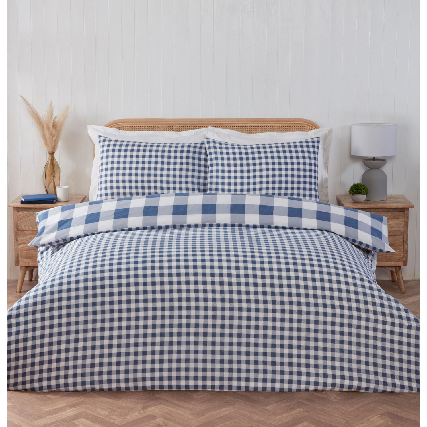 Portland Check Duvet Cover and Pillowcase Set - Navy / King Image 5