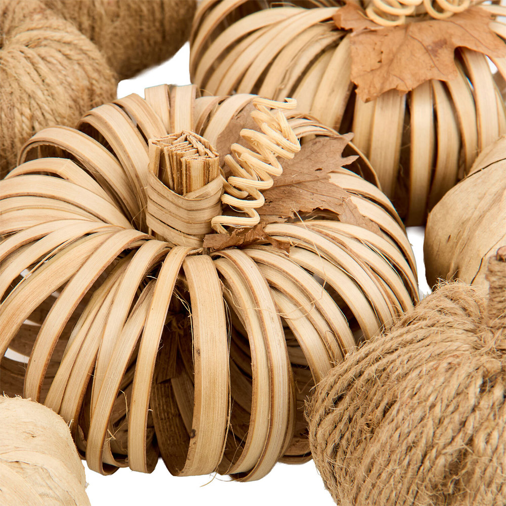 Fragranced Neutral Pumpkin Potpourri Image 4