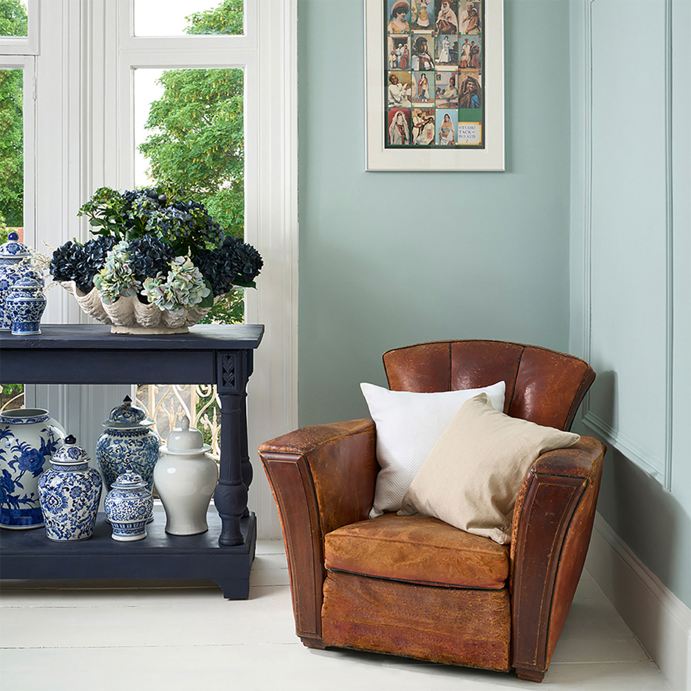 Annie Sloan Upstate Blue Matt Wall Paint 2.5L Image 4