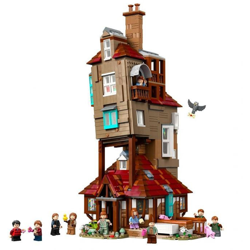 LEGO 76437 Collectors' Edition Harry Potter The Burrow Set Image 2