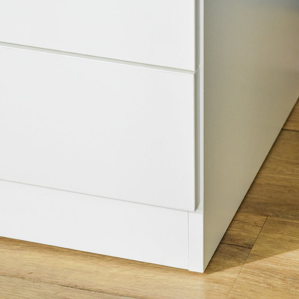 Portland 4 Drawer White Chest of Drawer Image 3