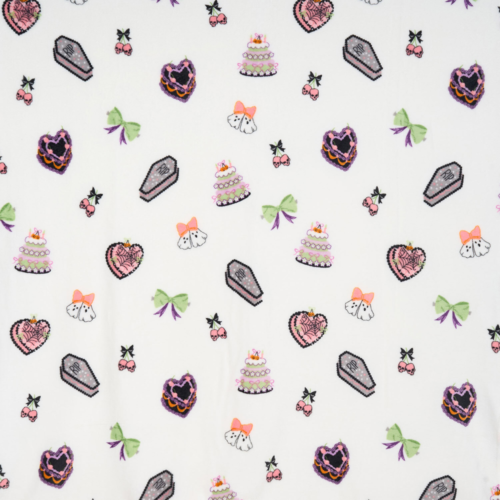 Halloween Cake Throw Ivory Image 6