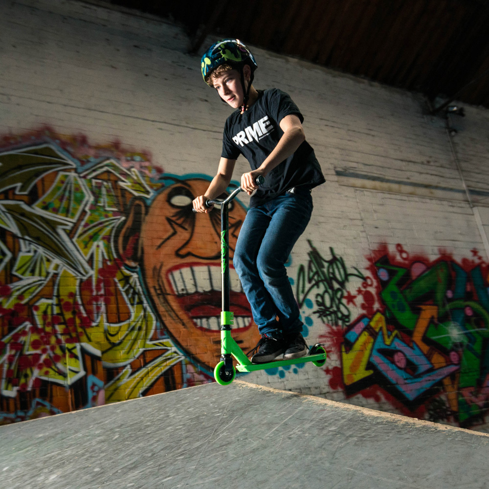 Xootz Green Envy Y Bar Stunt Scooter Image 2