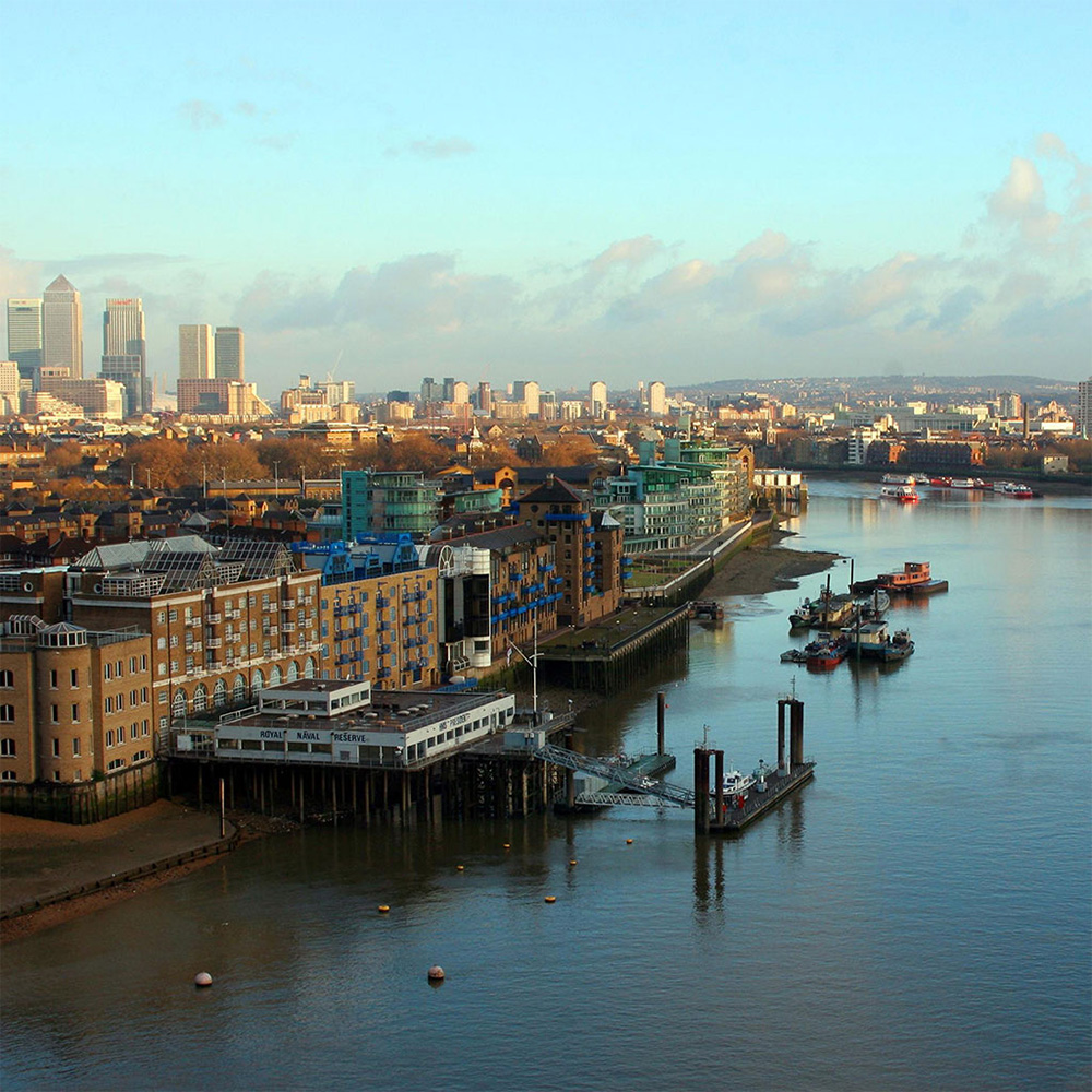 Activity Superstore VIP Glimpse of London Tour with Bubbly Gift Experience Image 5