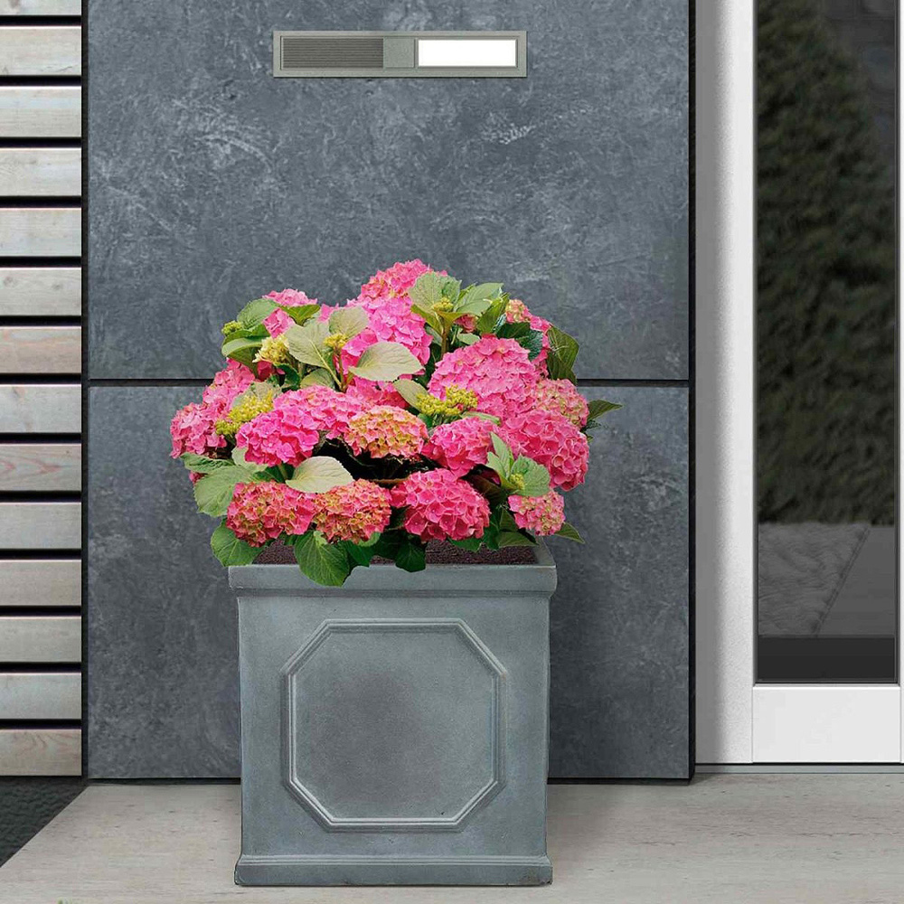 wilko Chelsea Grey Light Stone Outdoor Planter 30cm Image 2