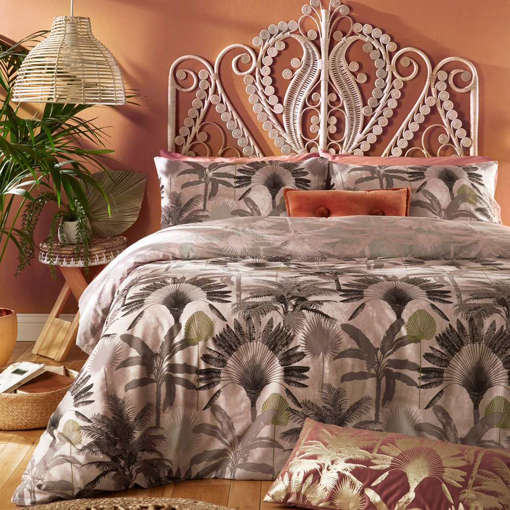 furn. Malaysian Palm Double Blush Duvet Set Image 1