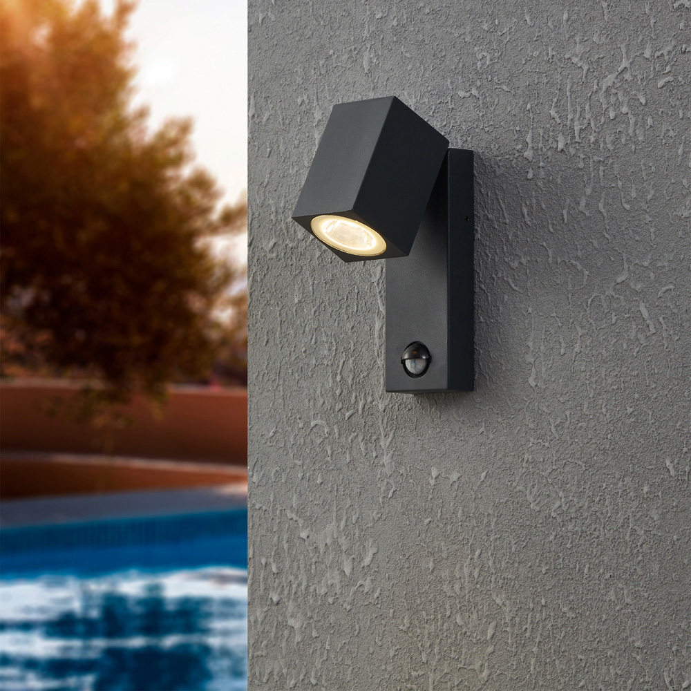 EGLO Sakeda Anthracite Outdoor Wall Light Image 2