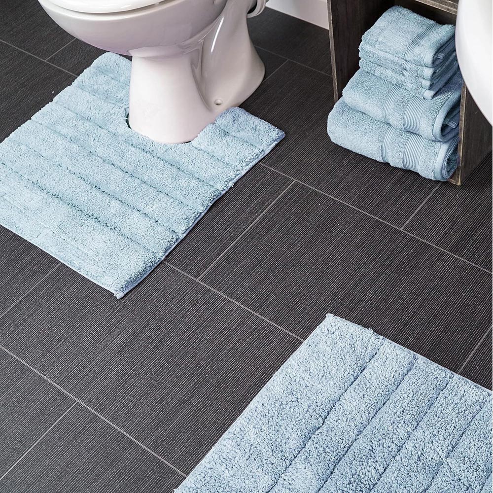 Allure Bath Fashions Baby Blue Ribbed Bath Mat and Pedestal Mat Set 2 Piece Image 3