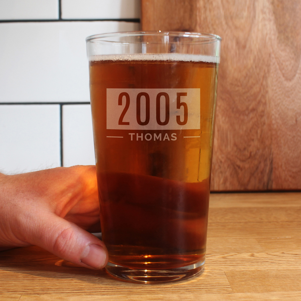 Personalised Memento Personalised Name and Date Pint Glass Image 3