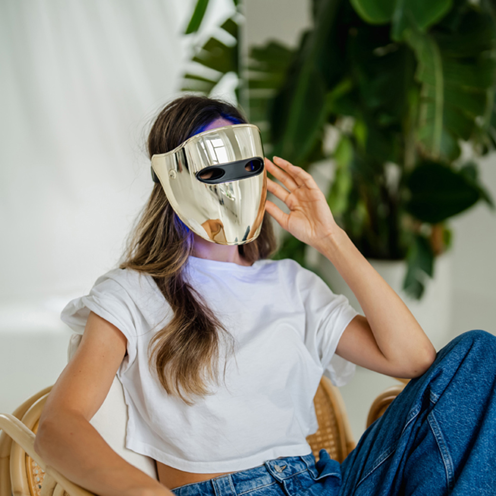 Beautifly Aura Gold LED Light Therapy Anti-Aging Mask Image 2