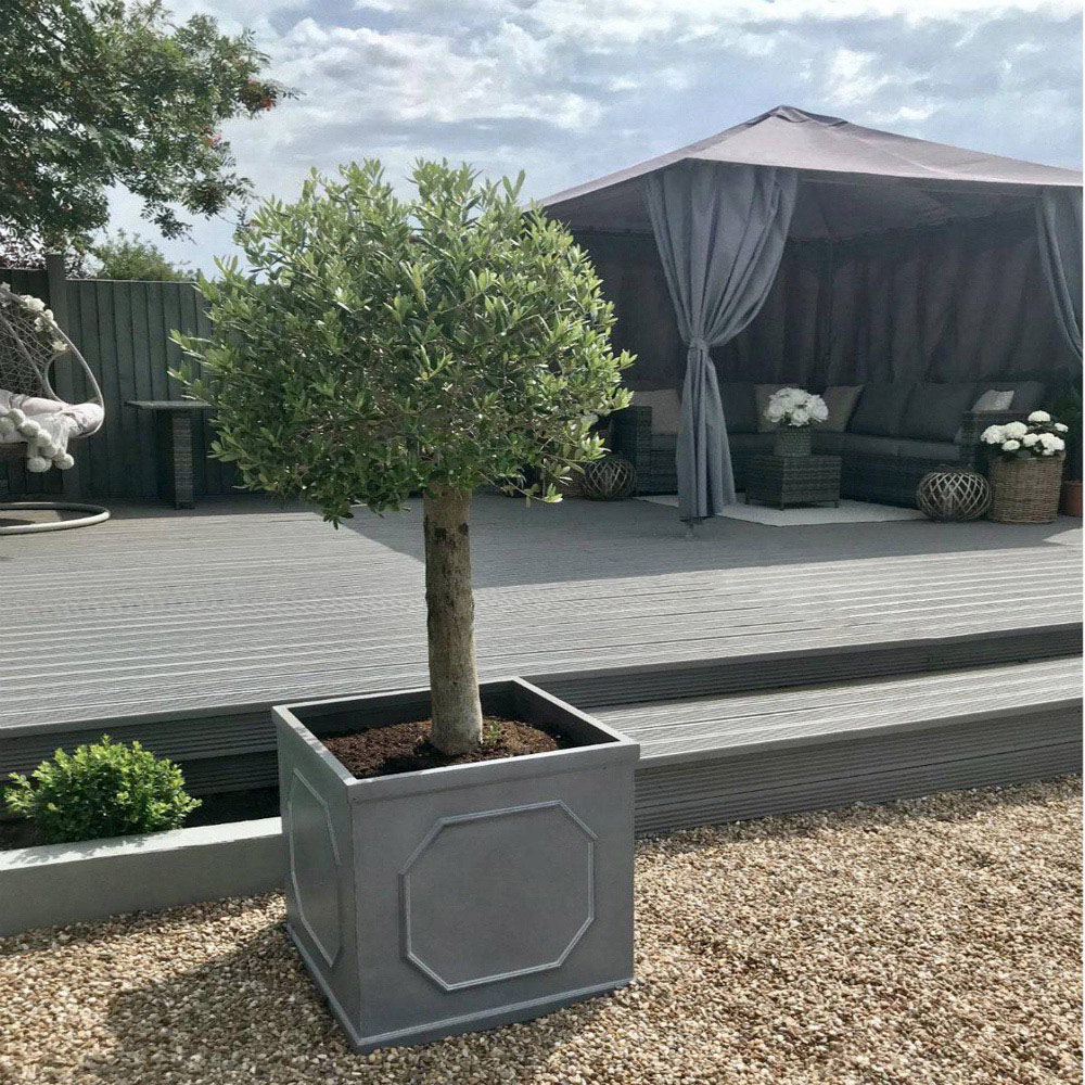 wilko Chelsea Grey Light Stone Outdoor Planter 30cm Image 3