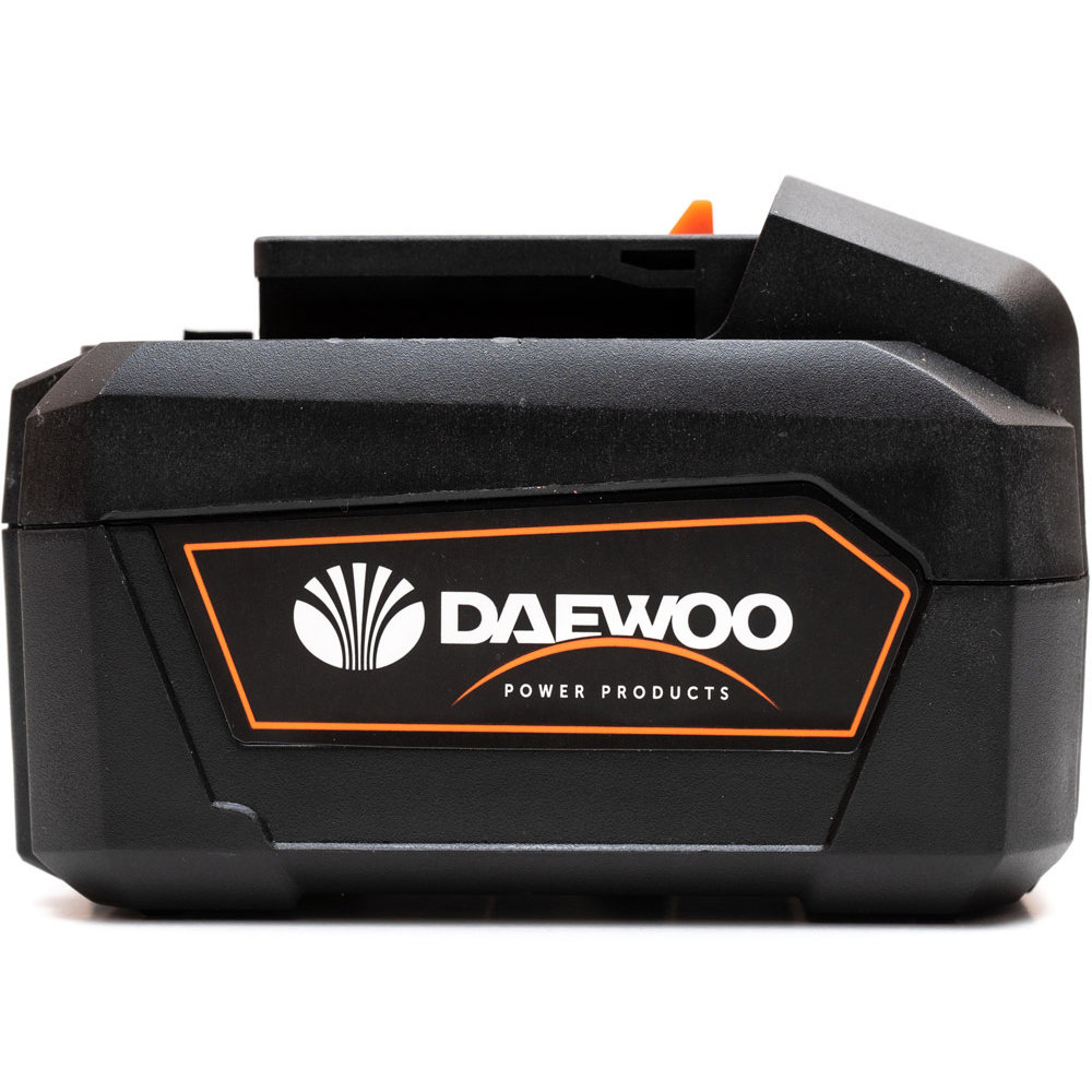 Daewoo U-Force 18V 2 x 4.0Ah Lithium-Ion Batteries with Charger Image 2