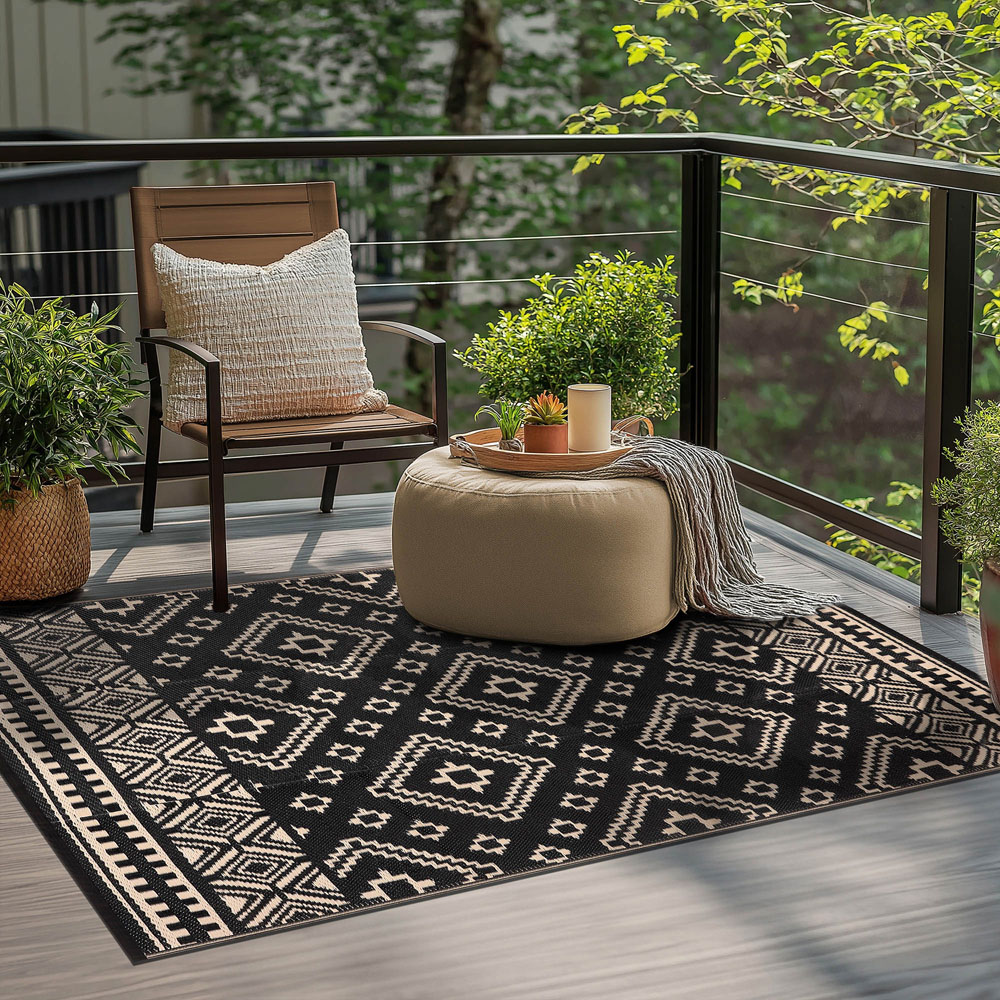 Green Decore Venice Black and Beige Camping and Picnic Rug 120 x 180cm Image 7