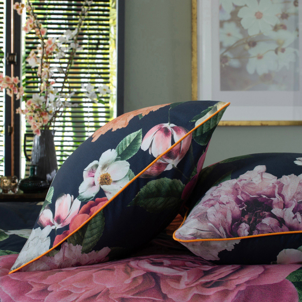 The Lyndon Company Chelsea Show Double Floral 180 Thread Count Duvet Set Image 2