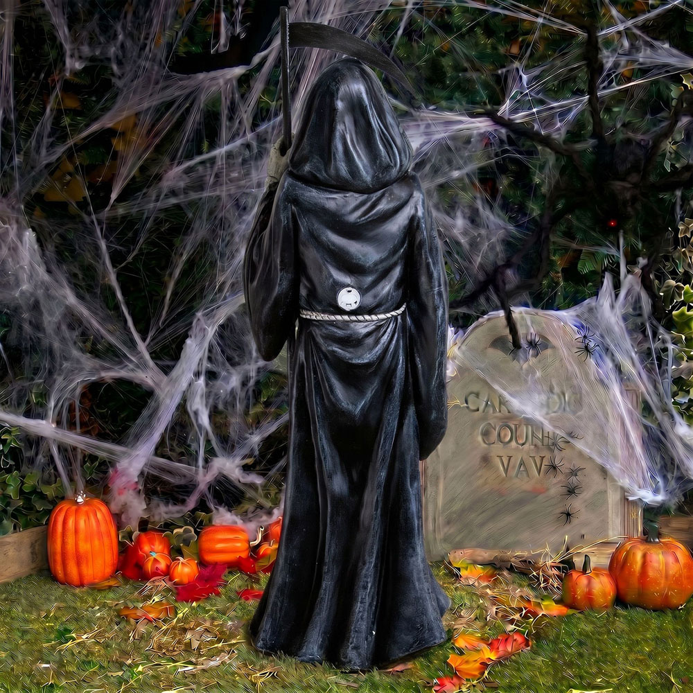 wilko Multicolour LED Halloween Grim Reaper Ornament with Scythe and Light Up Eyes 4ft Image 4
