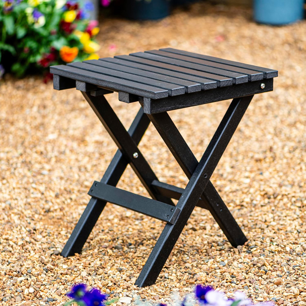 Thompson & Morgan Grey HDPE Foldable Side Table 39 x 39 x 46.5cm Image 7