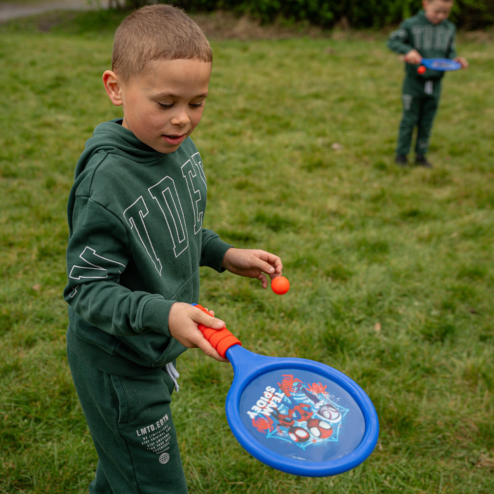 MoVe Spidey and His Amazing Friends 4 in 1 Bumper Box Garden Games Image 8
