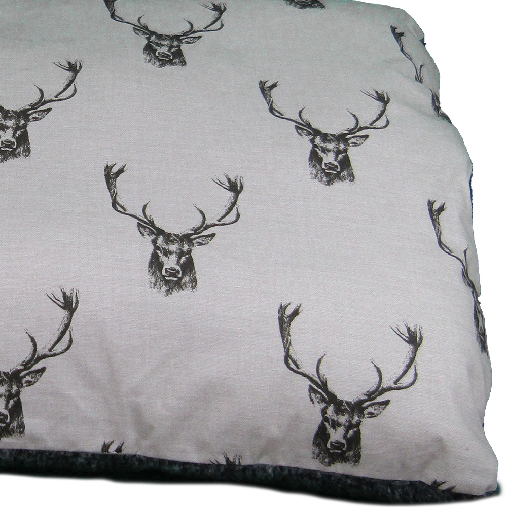 Snug & Cosy Stag Print Medium Pet Lounger Bed Image 3