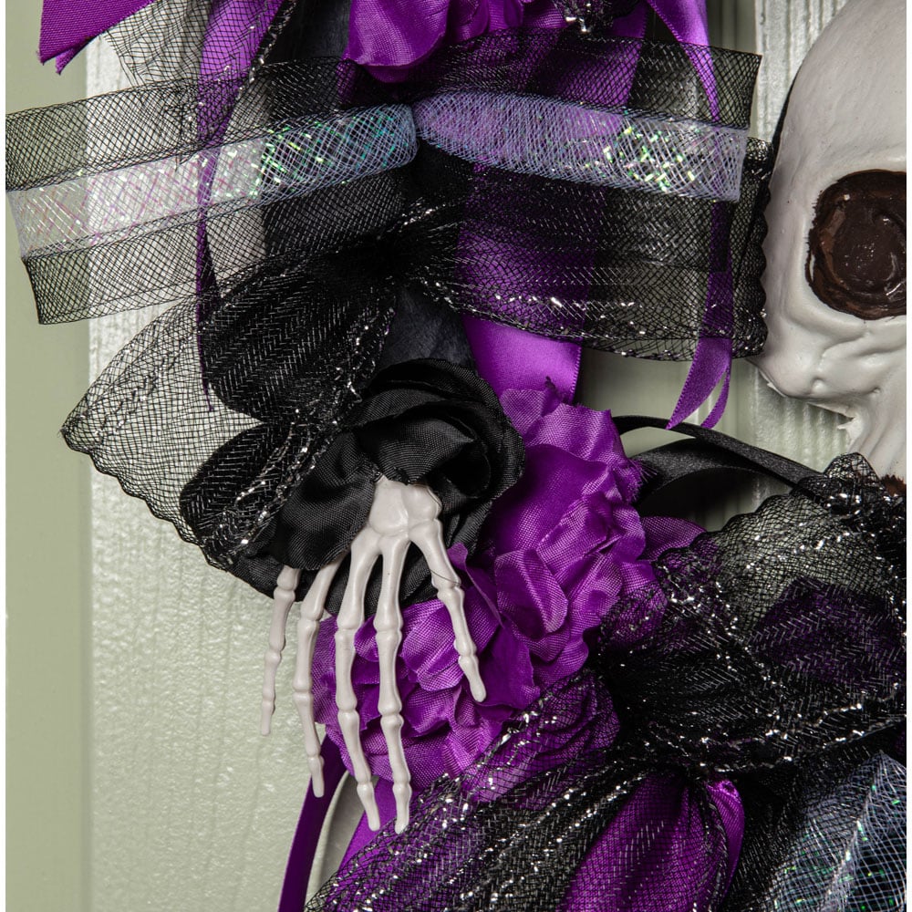 Samuel Alexander Halloween Black and Purple Hanging Skull Wreath Decoration 45cm Image 6