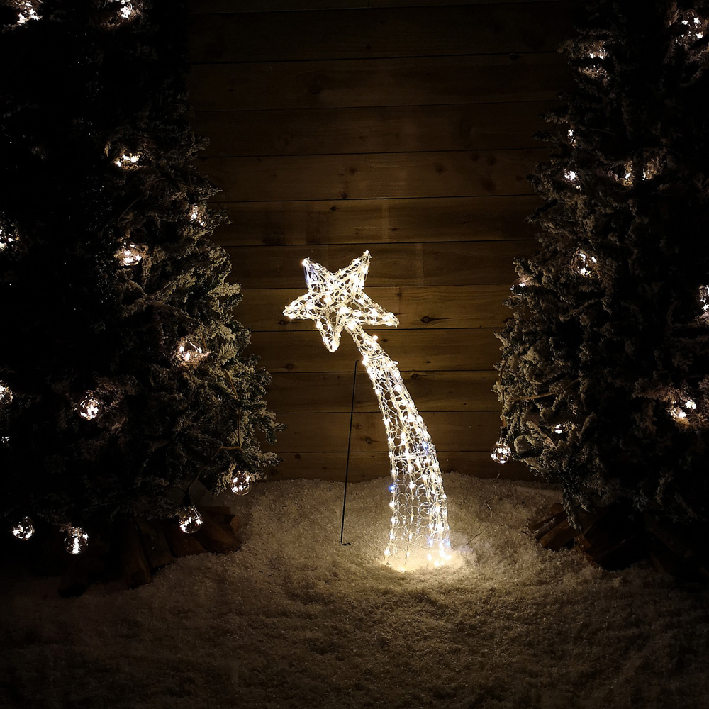 Samuel Alexander Shooting Star Christmas Decoration Image 6