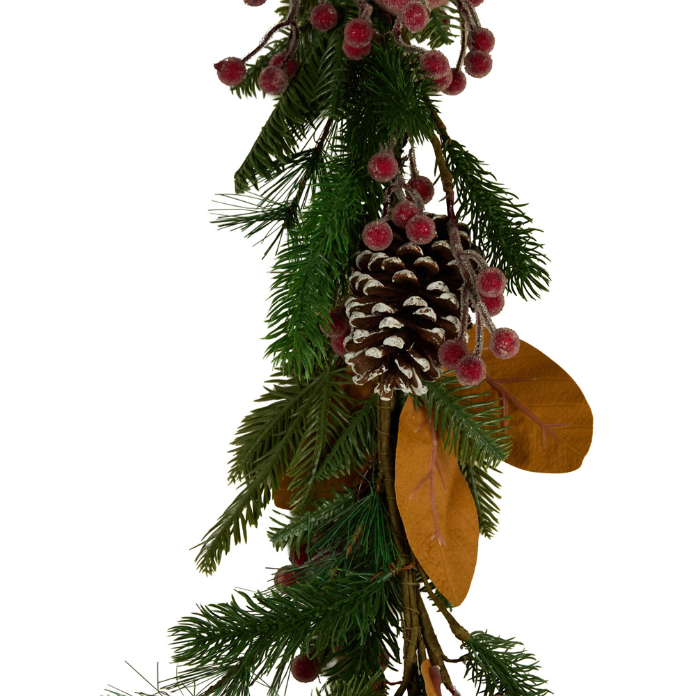 Iced Apple Festive Garland Image 5