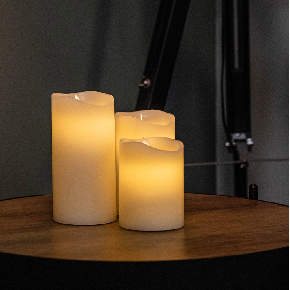 Samuel Alexander Warm White LED Dancing Flame Wax Candle 3 Pack Image 6