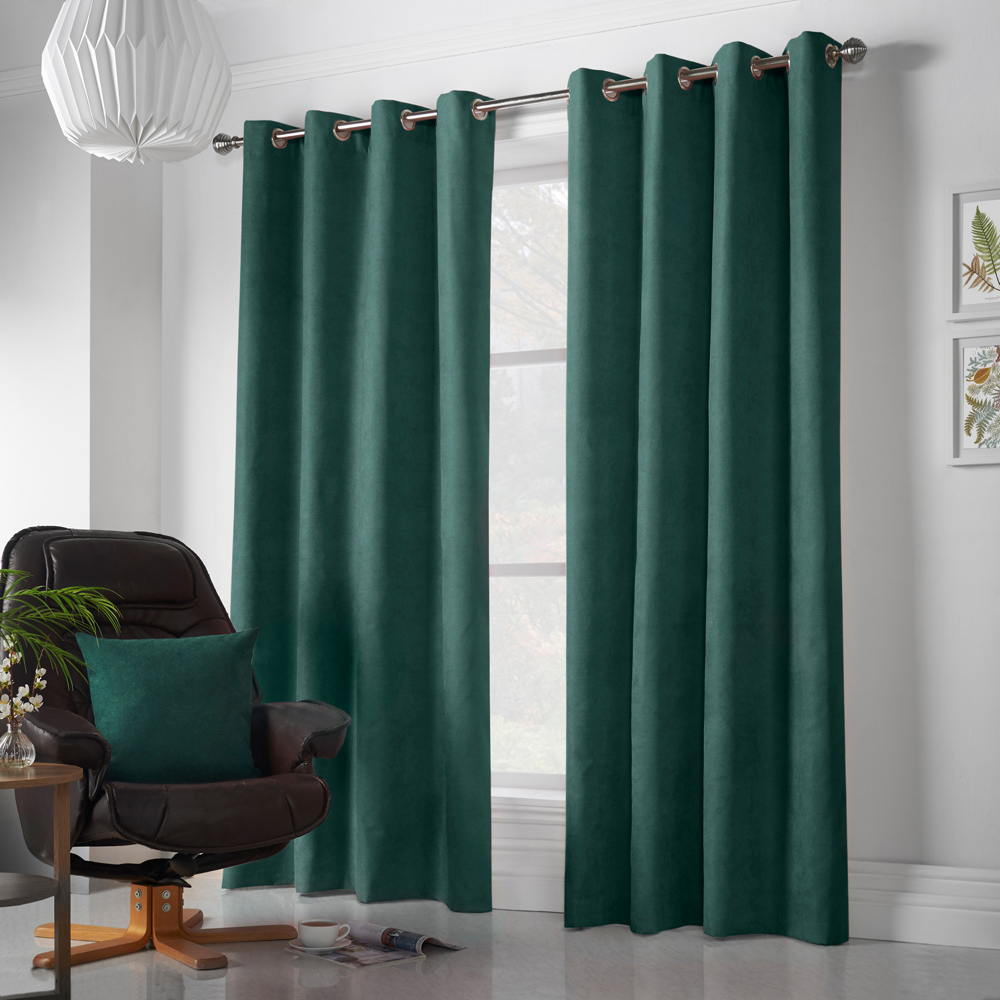 Alan Symonds Green Velvet Chenille Ring Top Eyelet Curtains 142 x 183cm Image 4