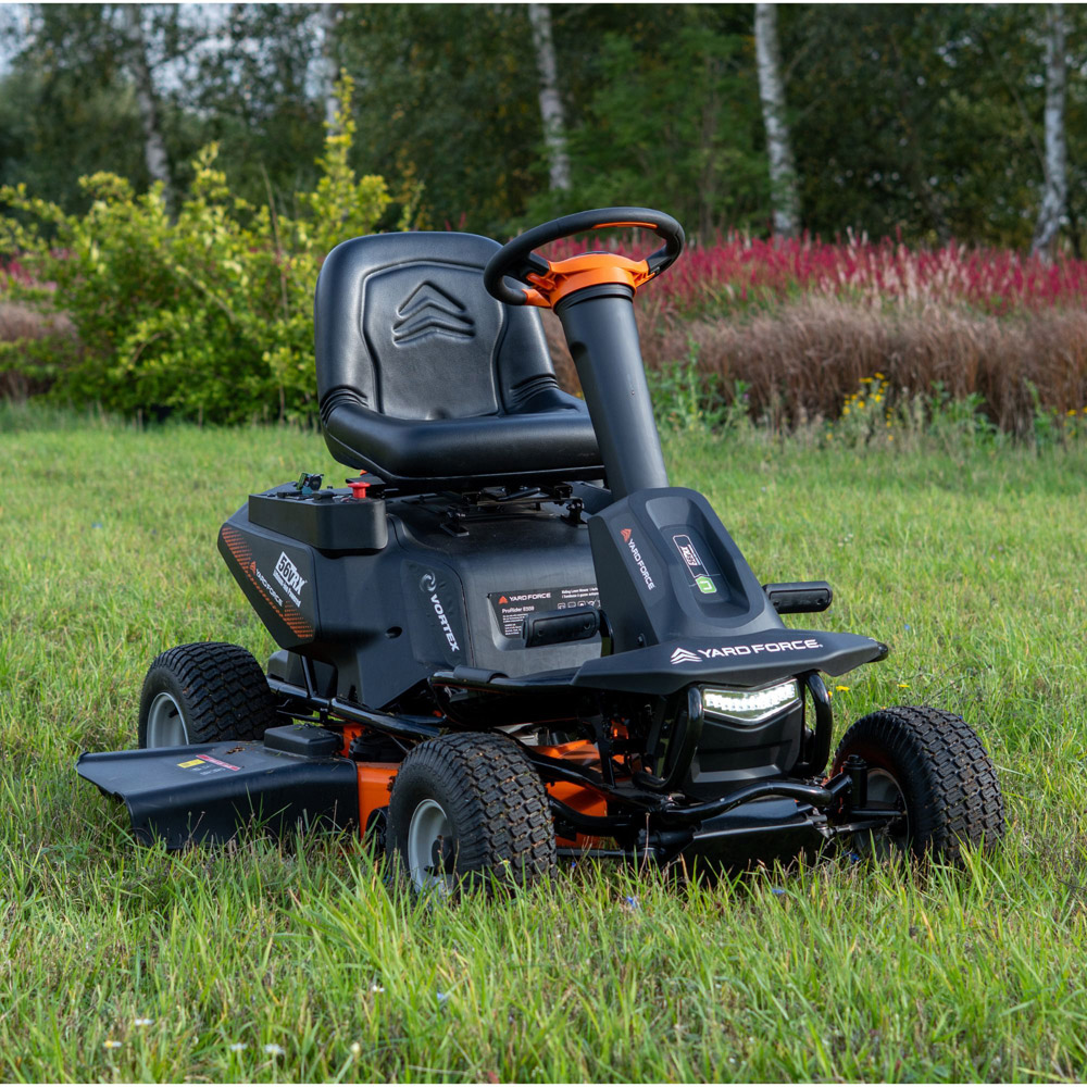 Yard Force ProRider E559 96cm Battery-Powered Ride-On Lawn Mower Image 2