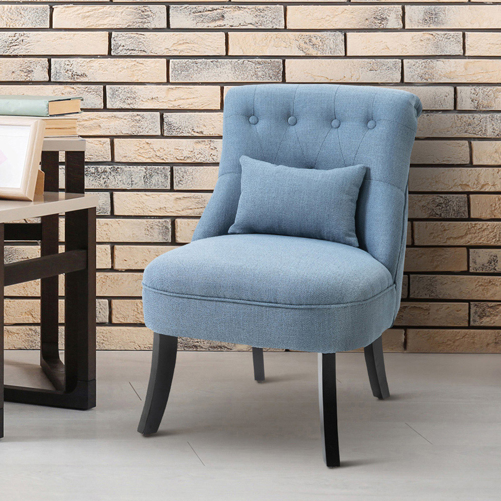 Portland Blue Tufted Accent Chair with Pillow Image 7
