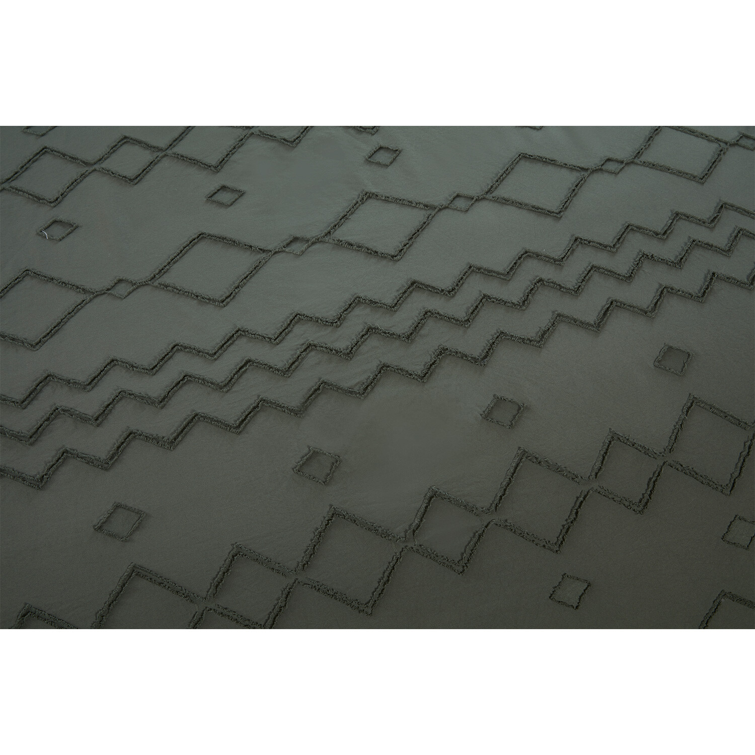 Adah Tufted Geo Duvet Cover and Pillowcase Set - Charcoal / King Image 4