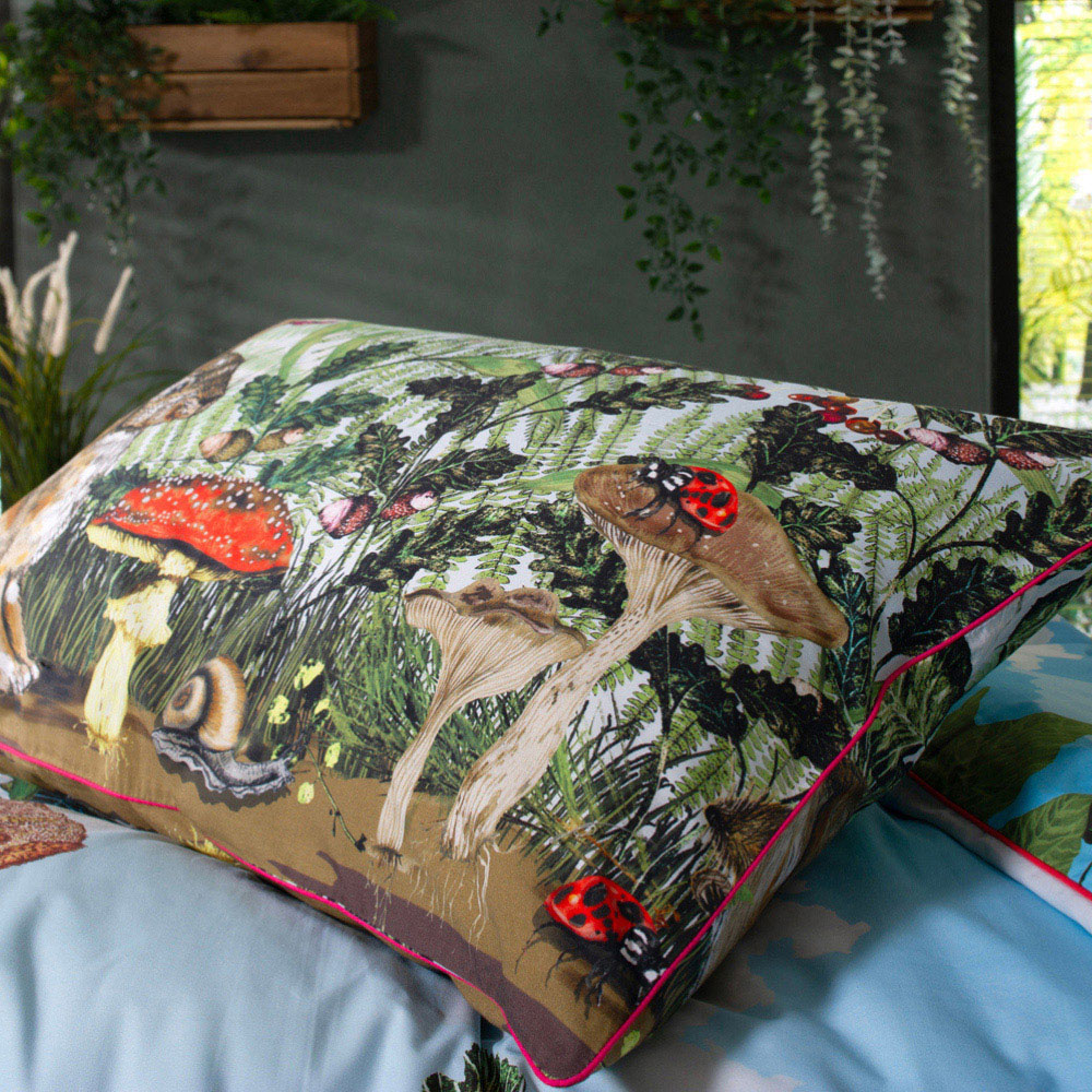 Kirsty Norris Spring In The Thicket Super King Size Duvet Set Image 2