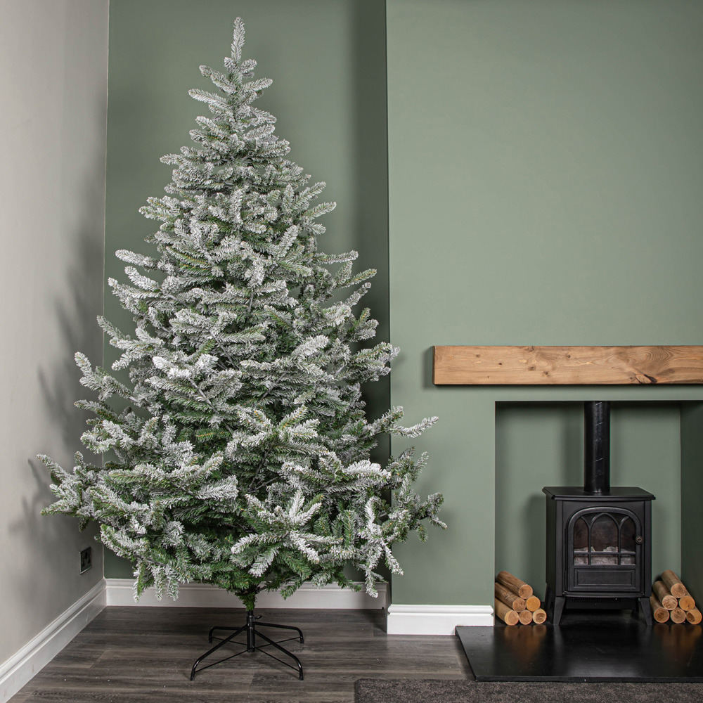 Samuel Alexander Snowy Green and White Everlands Liberty Spruce Artificial Christmas Tree 8ft Image 8